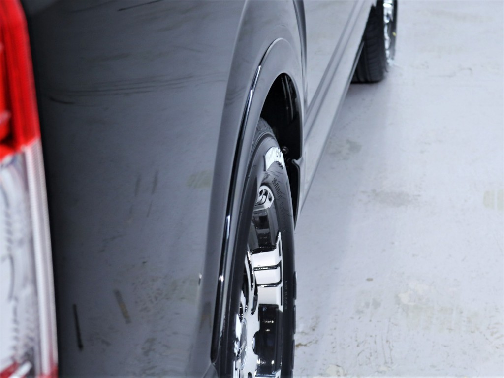 ＦＬＥＸオリジナル【ＤｅｌｆｉｎｏＬｉｎｅ】オーバーフェンダー！