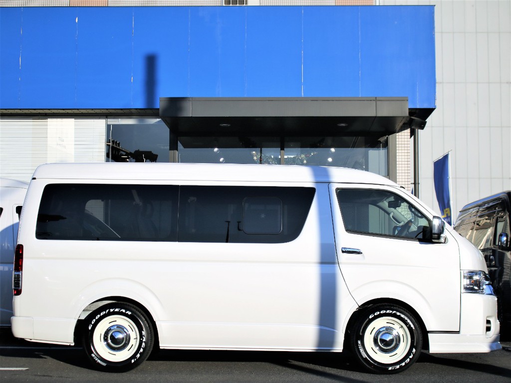 ご家族、ご友人、大人数で楽しんで頂けるお車となっております！