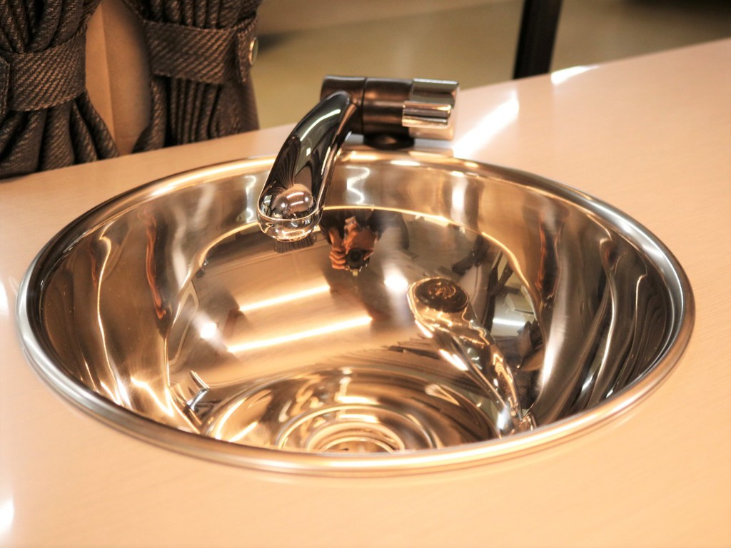 トヨタ ハイエースバン 2 8 Dx ロング ハイルーフ Glパッケージ ディーゼルターボ 4wd 価格 609 8万円 富山県 物件番号 中古車の情報 価格 Mota