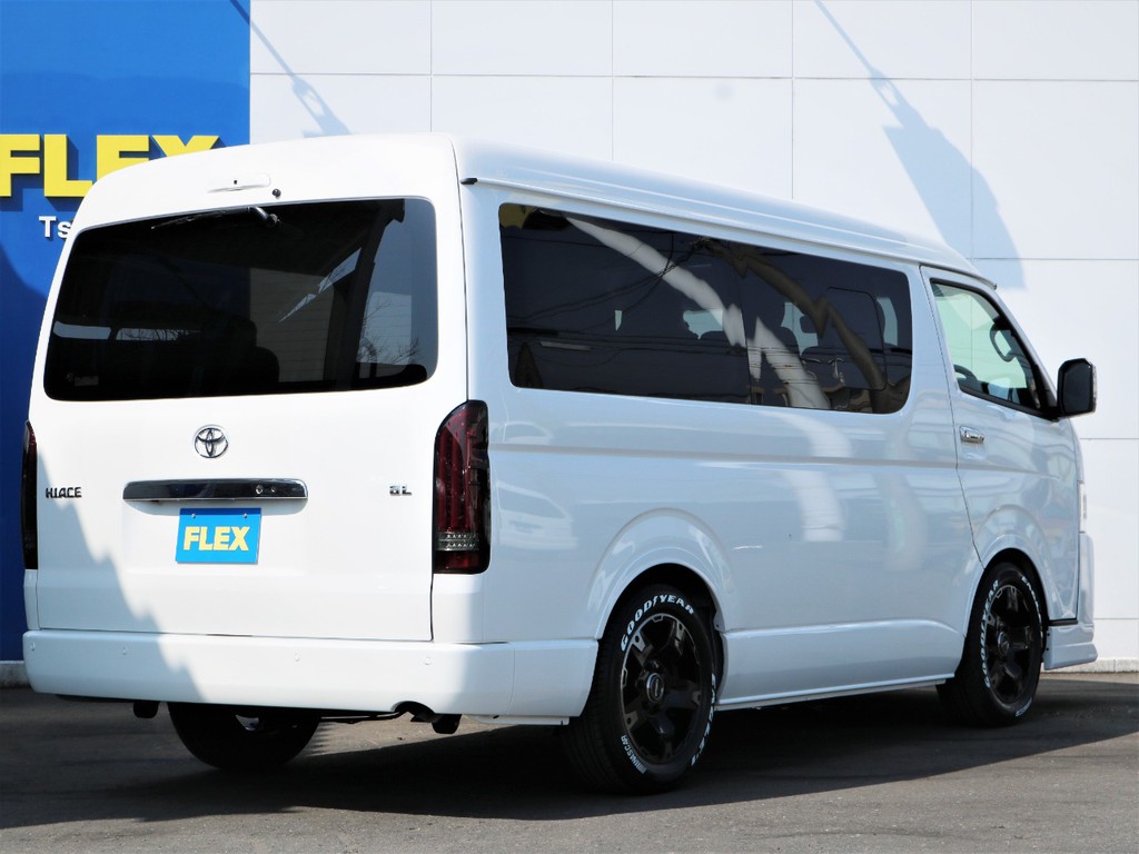 茨城県最大級のハイエース専門店！新車から中古車までラインナップ！