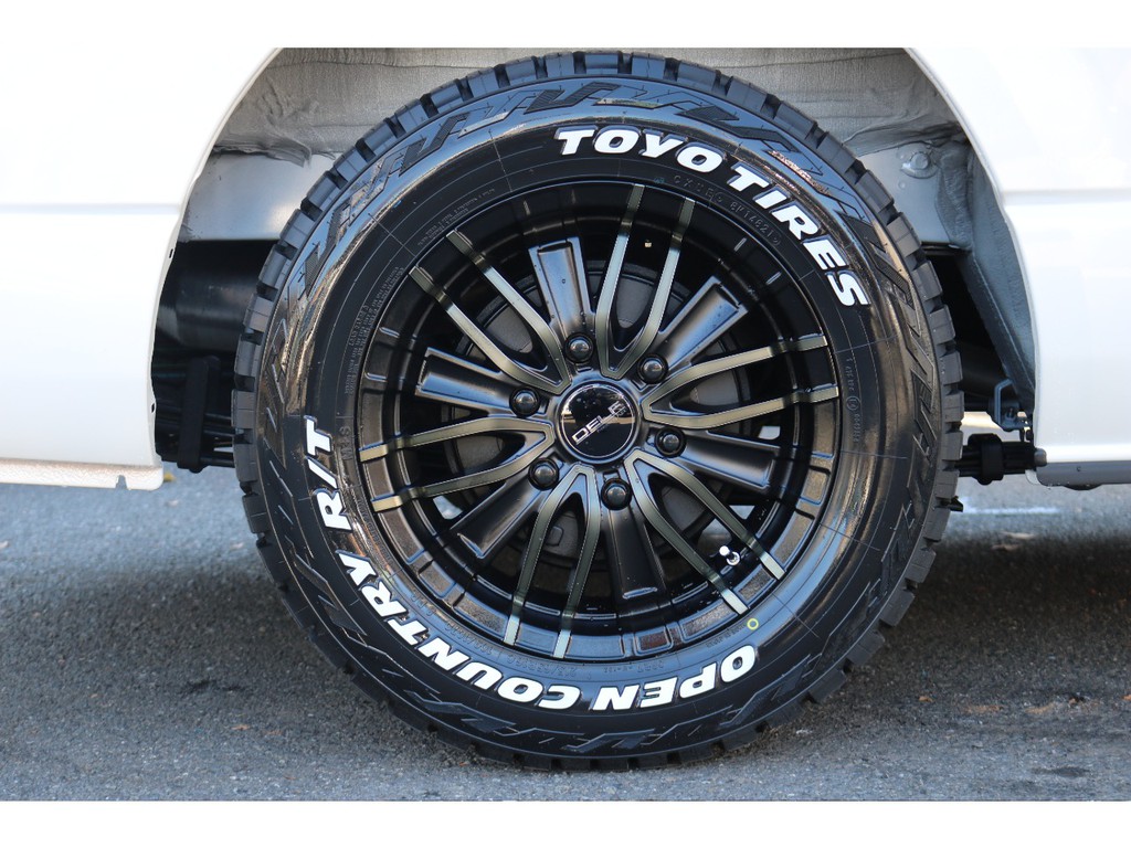 ＦＬＥＸ　ＭＦ０１　１６インチアルミ！TOYOオープンカントリータイヤ