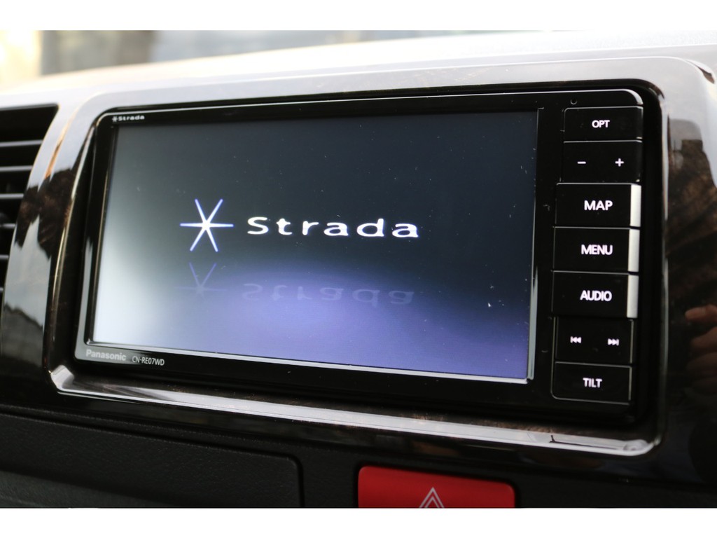 新車ハイエースＶダークプライムⅡ２８００ディーゼルターボナビパッケージ完成致しました！！店頭在庫車、即納車もご対応可能になります！！