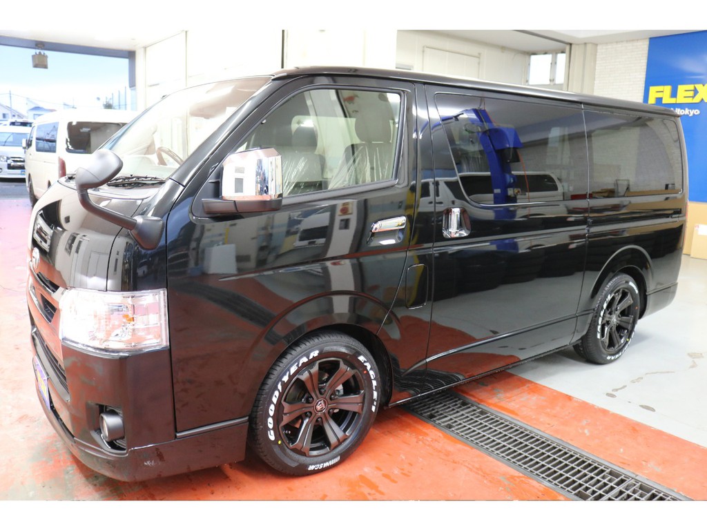 新車ハイエースＶダークプライムⅡ２８００ディーゼルターボナビパッケージ完成致しました！！店頭在庫車、即納車もご対応可能になります！！