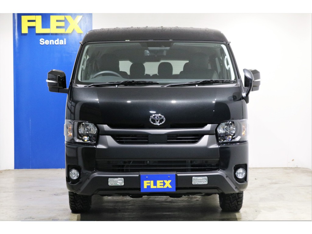 ハイエースとは思えない迫力のスタイル！