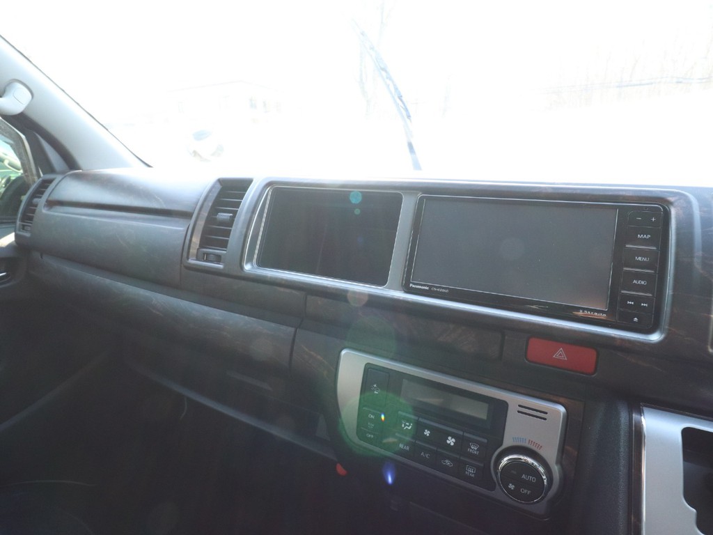 デジタルインナーミラー付き！