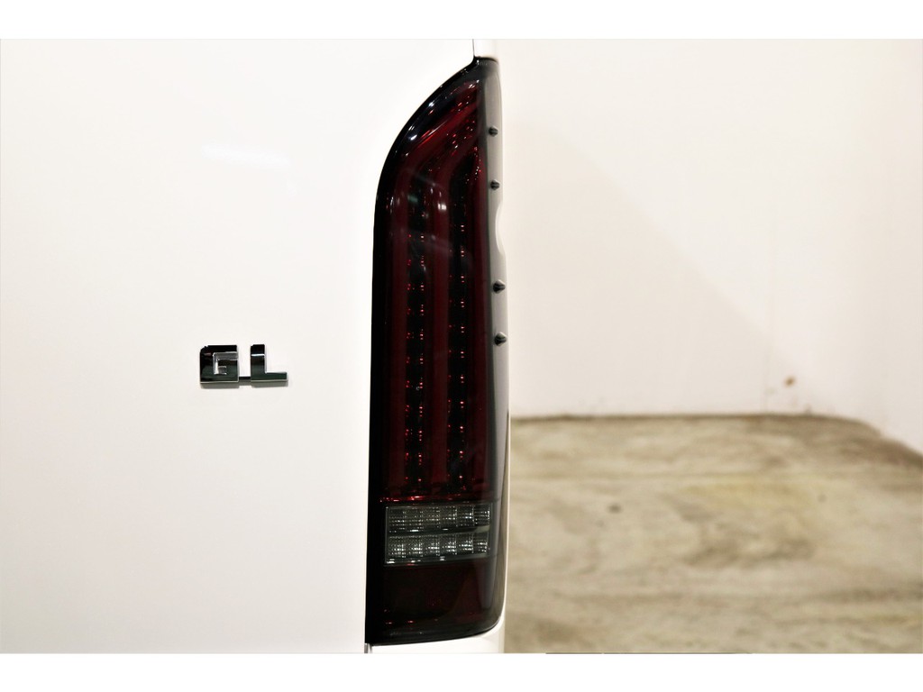 FLEXオリジナルアルティメットLEDテールランプ！