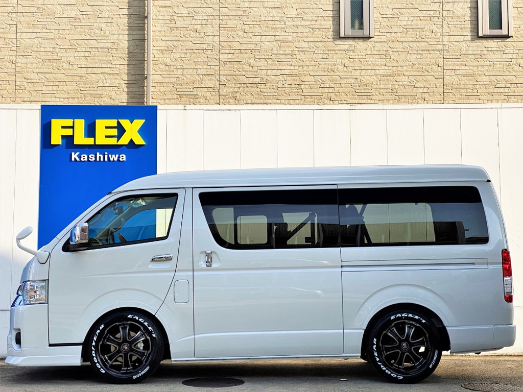 メーカーオプション パワースライドドアもついてますよ☆