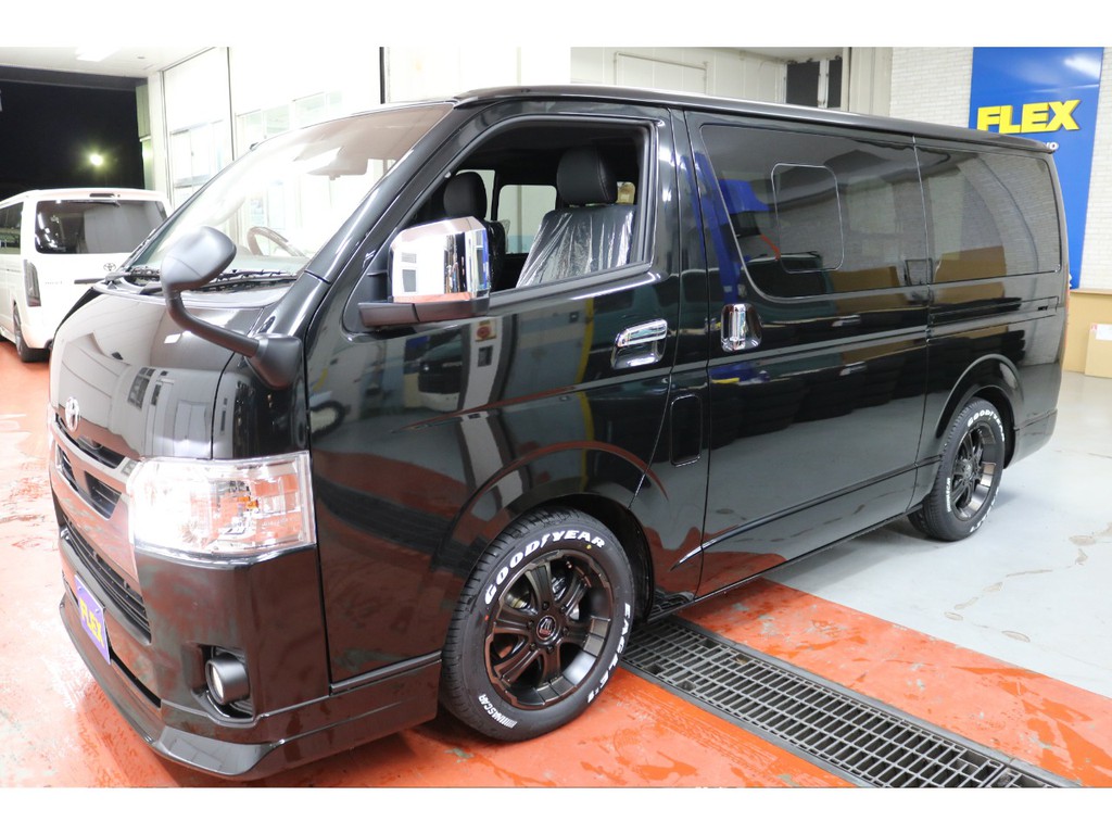 新車ハイエースＶダークプライムⅡ２８００ディーゼル床張りナビパッケージ完成致しました！！店頭在庫車、即納車もご対応可能になります！！