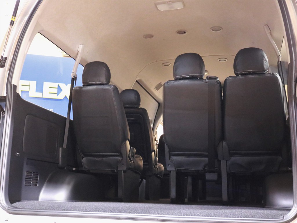 荷室も確保されてます★大きな電化製品なども載せれます♪