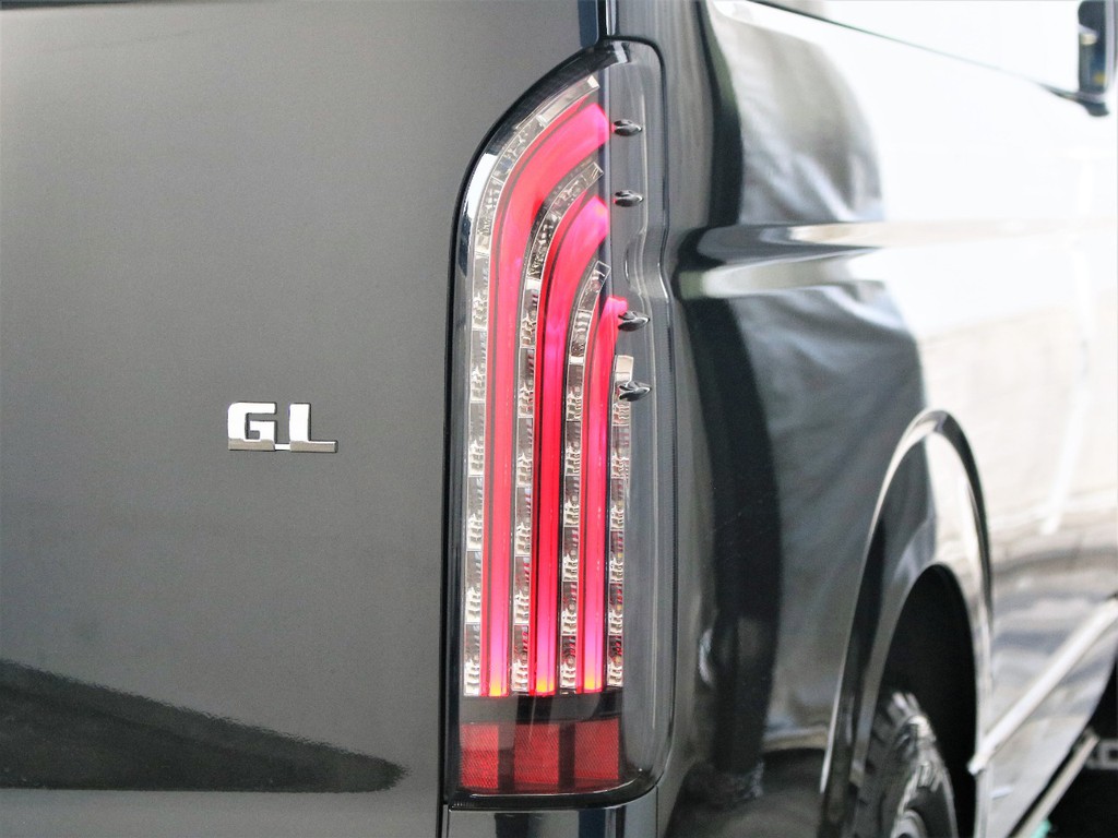 新品の煌レッドLEDテールランプを装備しております！