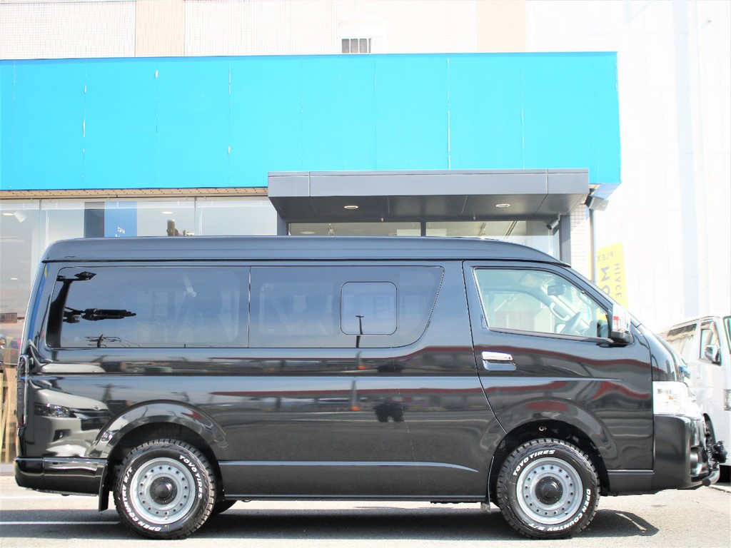 迫力のある男らしいハイエースをご希望の方はおススメの車両となります！