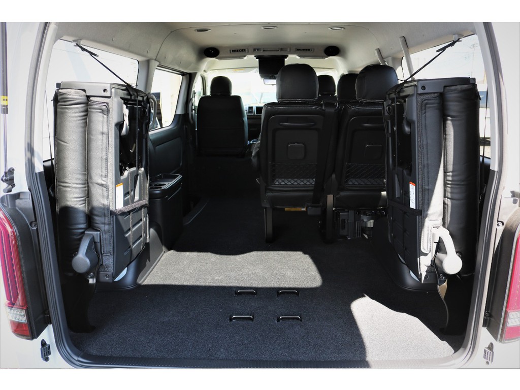 収納スペース広々御座います！