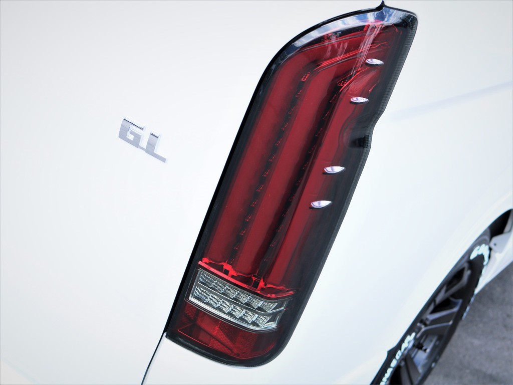 ＦＬＥＸオリジナルＬＥＤテールランプ付き！