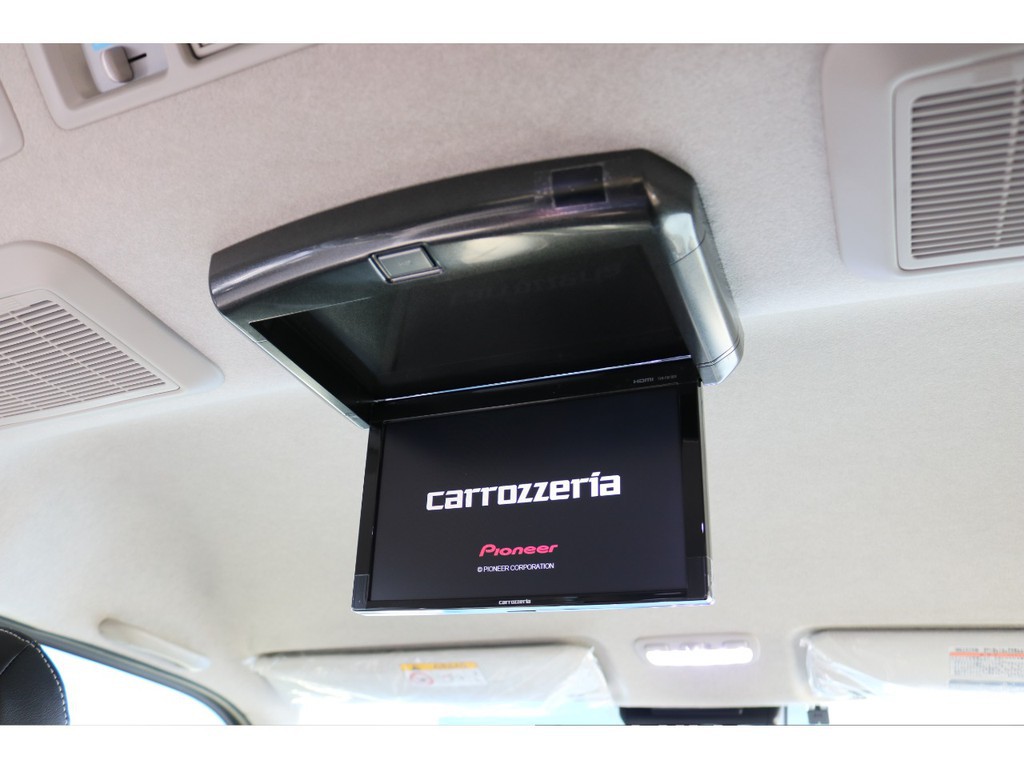 カロッツェリアリアフリップダウンモニター