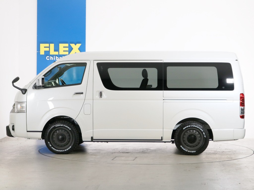 ノーマル車高のお車となります。ローダウン等、追加カスタムもお任せください♪