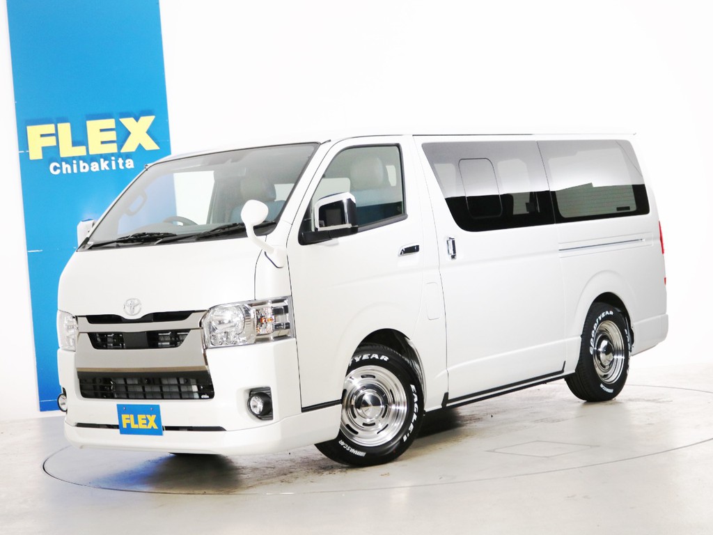 新車未登録　ハイエースバン　Ｓ－ＧＬ　特別仕様車【ダークプライムⅡ】　ディーゼルターボ４ＷＤ　５人乗り４ナンバー登録　寒冷地仕様　ＦＬＥＸオリジナル内装アレンジ【Ｖｅｒ４　ＤＥＮＩＭ】！