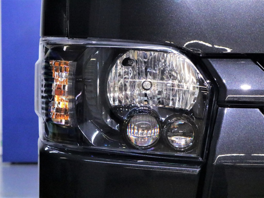 ＬＥＤヘッドライトインナーブラック塗装！