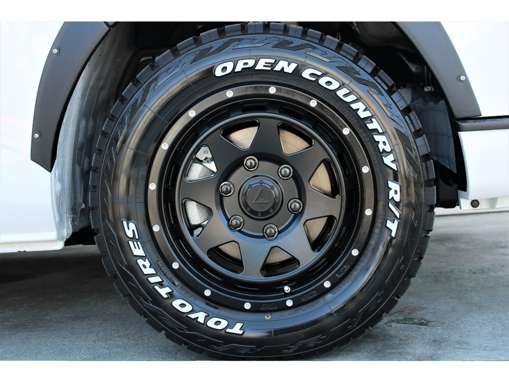 レオウィング１６インチＡＷ＆ＴＯＹＯオープンカントリーＲ／Ｔタイヤをチョイス！！