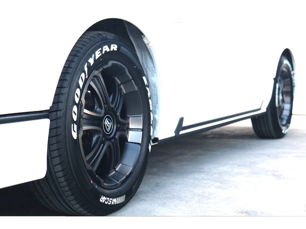 ローダウン１．５インチ・オリジナルオーバーフェンダー付き