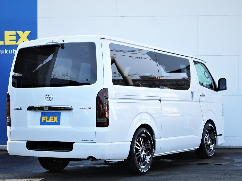 茨城県最大級のハイエース専門店！新車から中古車までラインナップ！