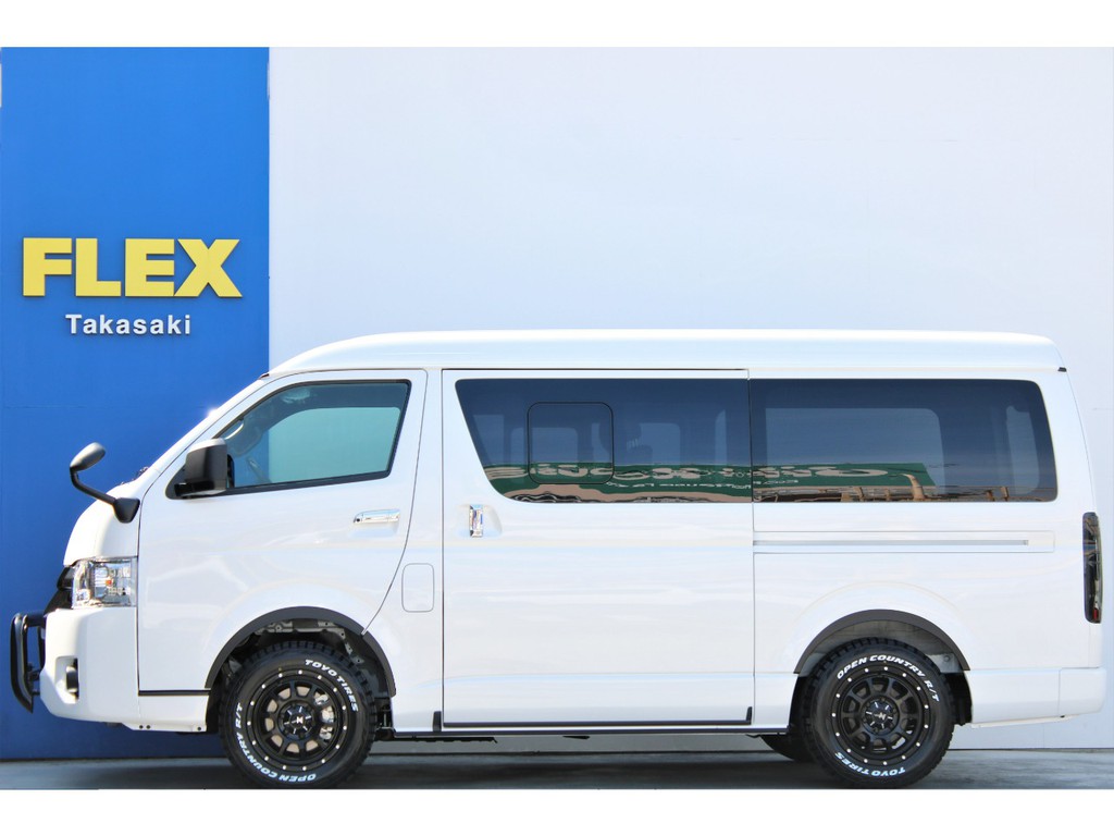 内外装オリジナルカスタムを施した４ＷＤハイエースワイドバン！！