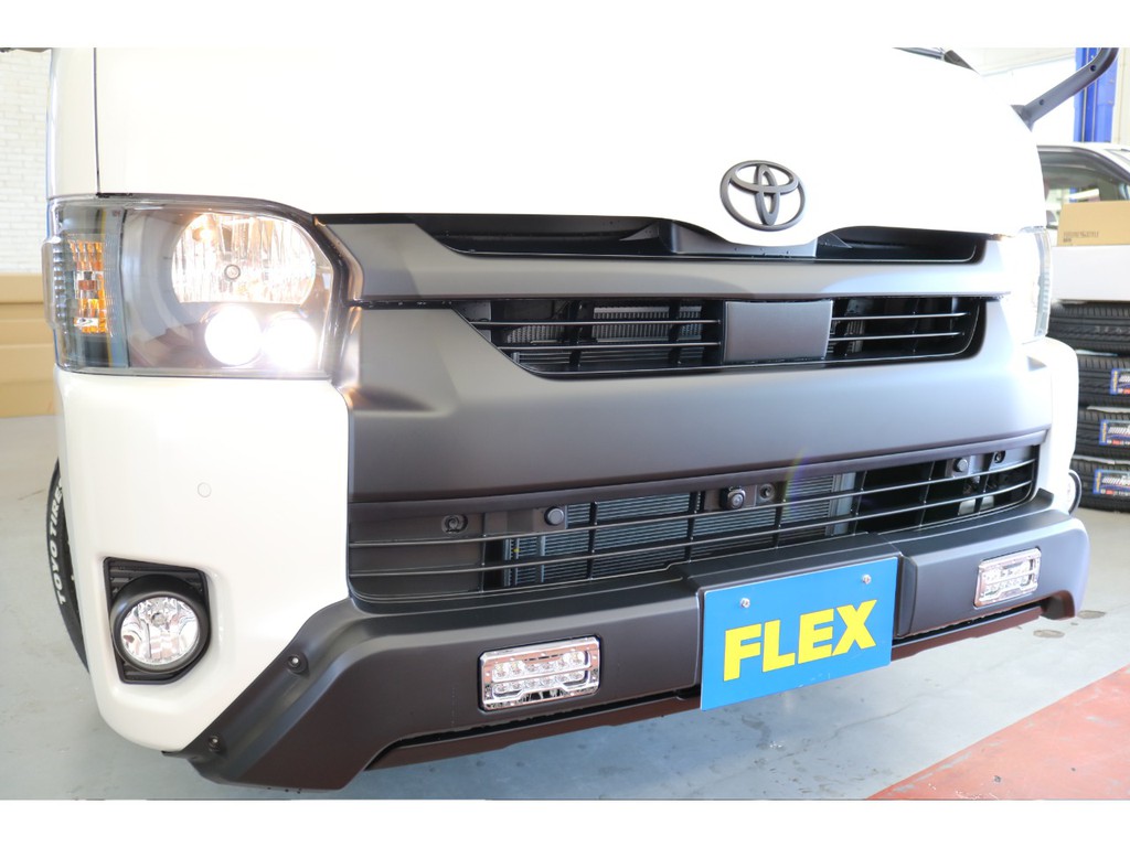 新車ハイエースＶダークプライムⅡ２７００ガソリン４ＷＤワイドＶブラックエディション完成致しました！！外装はシンプルにマッドブラックに統一致しました！！即納車もご対応可能になります！！