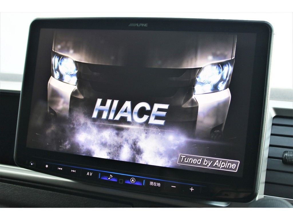 １１インチナビが搭載予定ですので、映画館のような映像をお楽しみいただけます。