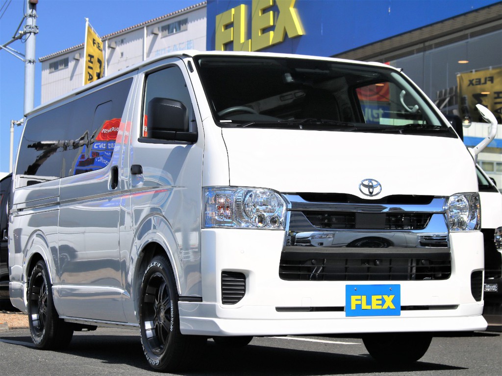 メーカーオプションも多数充実していて、安全面に配慮された車両となっております！