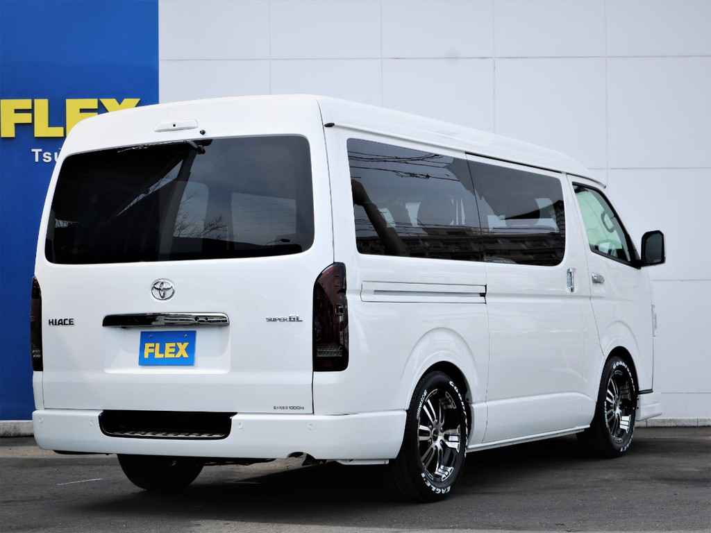 茨城県最大級のハイエース専門店！新車から中古車までラインナップ！