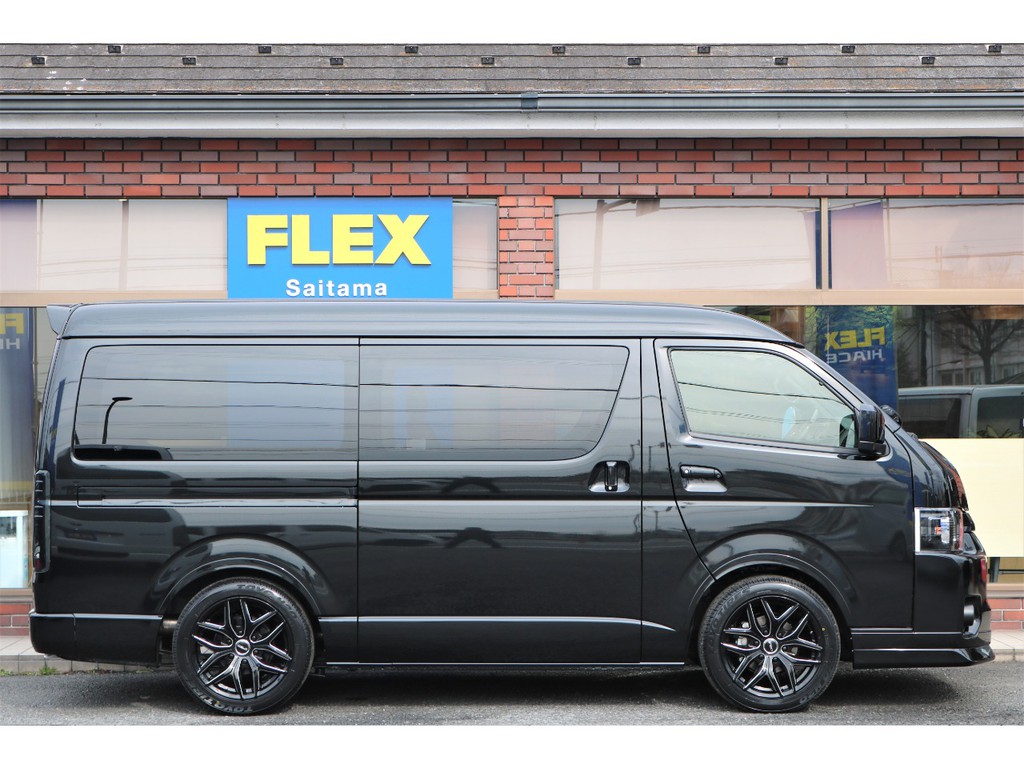 ＦＬＥＸオーバーフェンダー取付け済み！人気のアイテムです☆