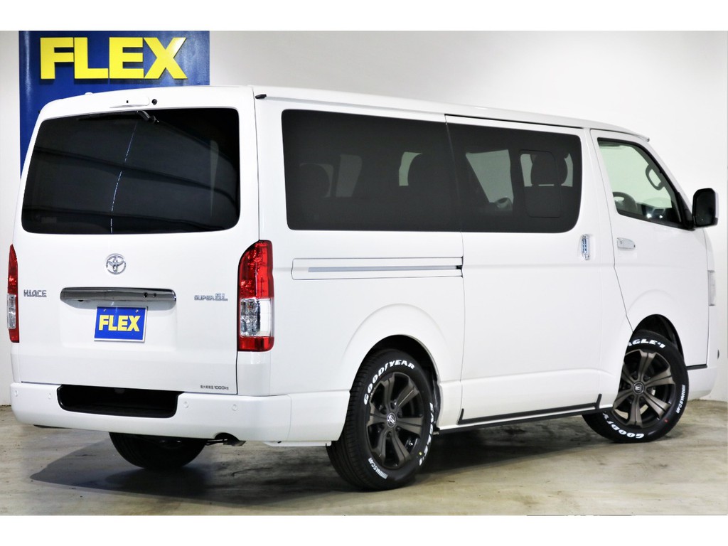 新型ハイエースバンが即納車可能です！お問い合わせは【022-288-0411】迄お早めに！