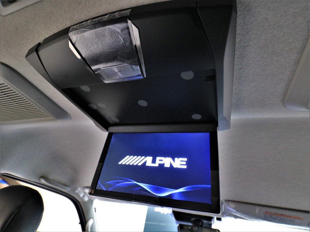 ALPINE フリップダウンモニター（10.1型）