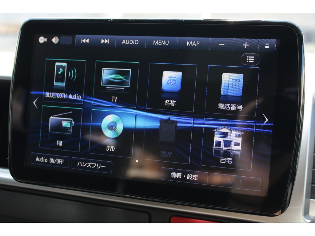 Panasonicストラーダ９インチＳＤナビ搭載！！機能豊富で大きく見やすいナビ！
