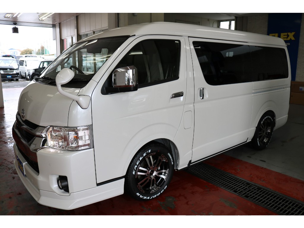 新車ハイエースワゴン４ＷＤ２７００ガソリンアレンジＡＳツインナビパッケージ完成致しました！！店頭在庫車、即納車可能になります！！
