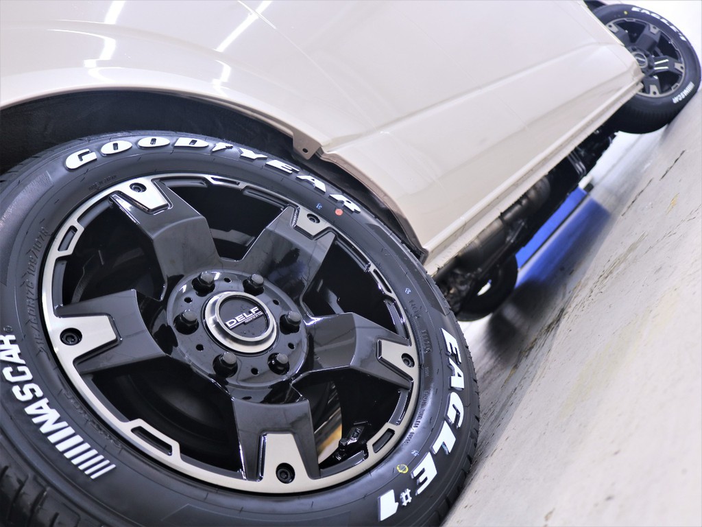 17inch FLEXオリジナル【Delf０３】アルミホイール＆グットイヤーナスカータイヤ！