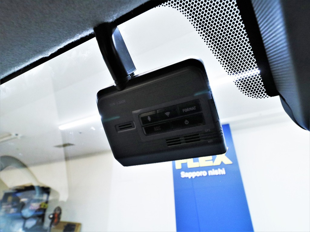 ALPINE ナビ連動型ドライブレコーダー(前後２カメラ)