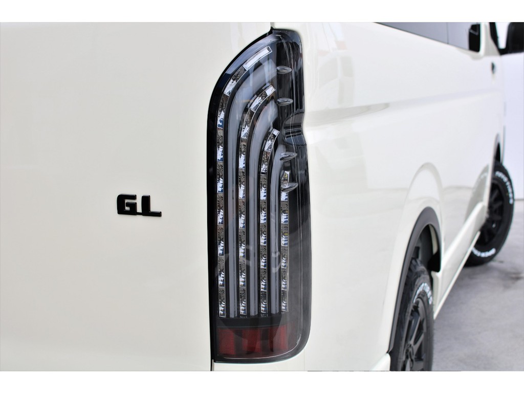 オリジナル煌ブラックＬＥＤテールランプをチョイス！！