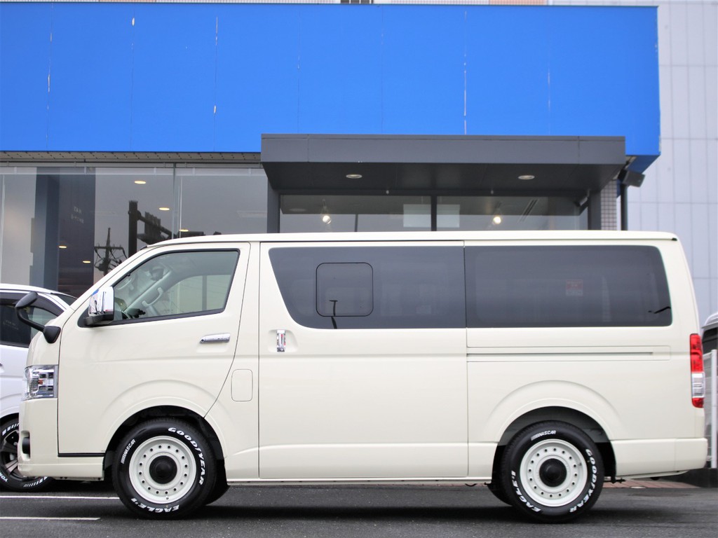 両側小窓付きの車両となりますので、換気も快適に行えます！