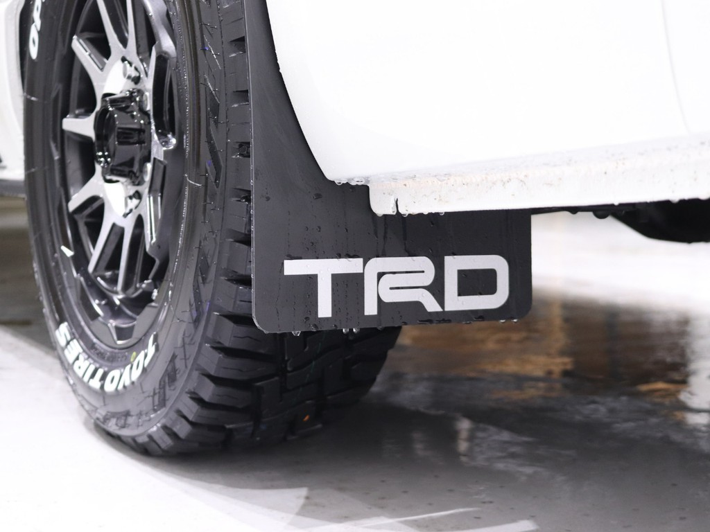 ＴＲＤマッドフラップを装着！
