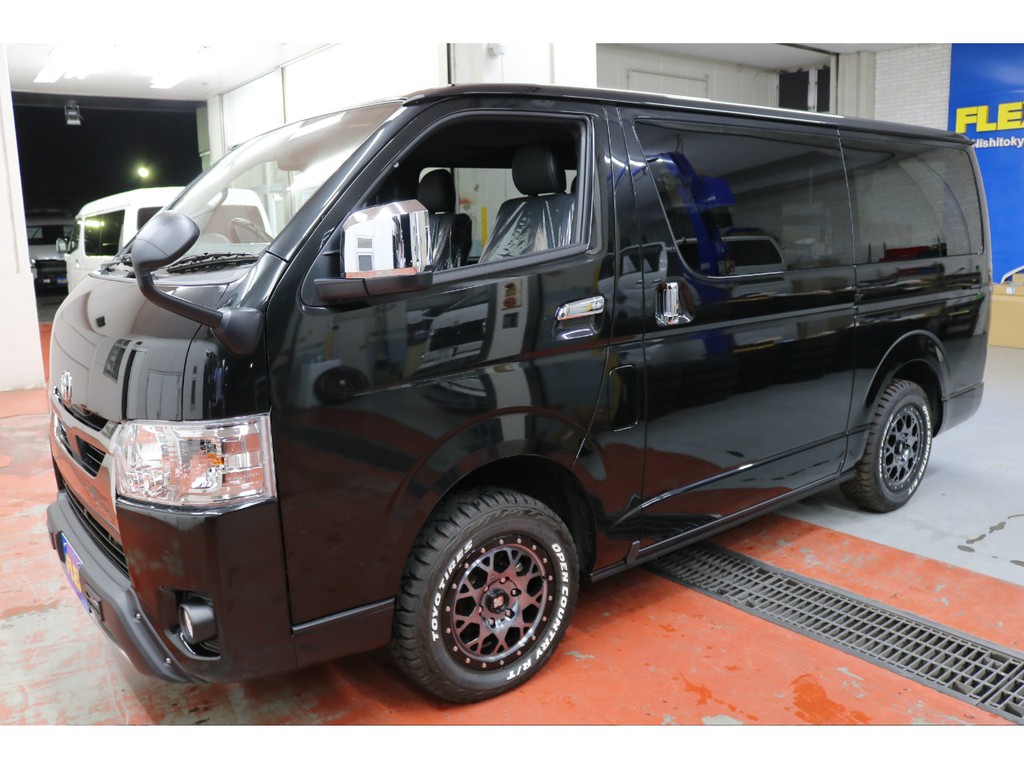 新車ハイエースＶダークプライムⅡ２８００ディーゼル４ＷＤアゲ系ナビパッケージ完成致しました！！店頭在庫車、即納車もご対応可能になります！！