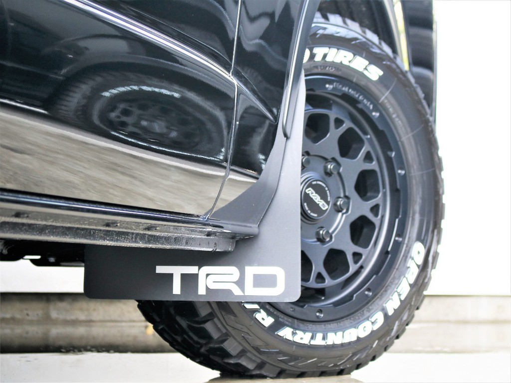 TRDマッドガードを装備！デザインと実用性を兼ね備えた装備です！