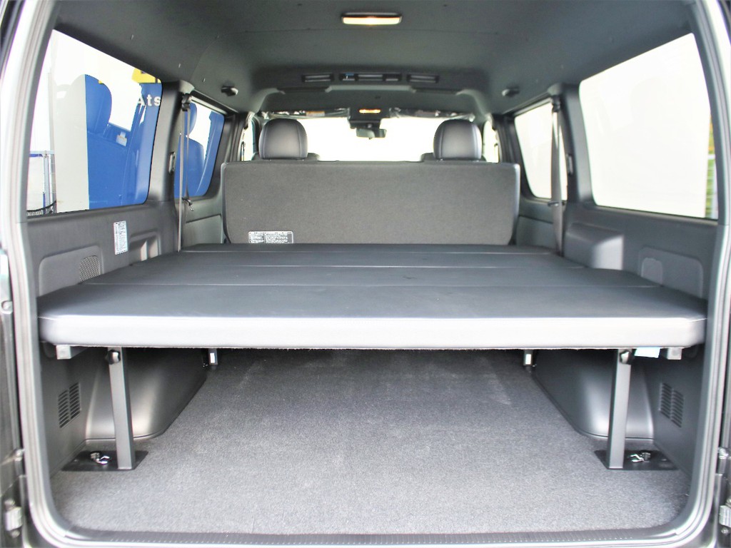 FLEXベットキットType2を装備！フラットなベットキットで車中泊も安心です♪