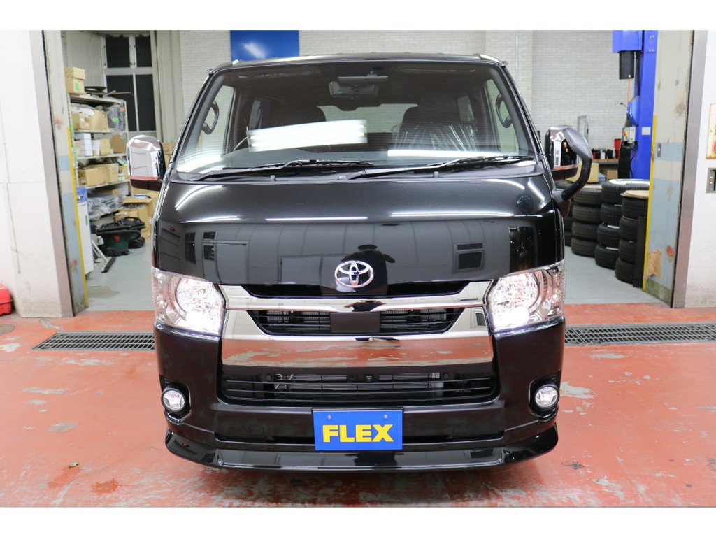新車ハイエースＶダークプライムⅡ２０００ガソリン２ＷＤナビパッケージ完成致しました！！店頭在庫車、即納車もご対応可能になります！！