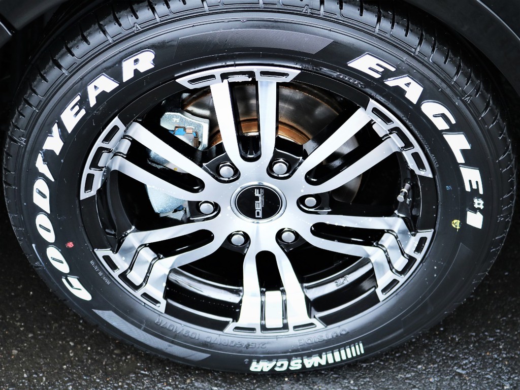 デルフ１７インチアルミホイール、ナスカータイヤ！