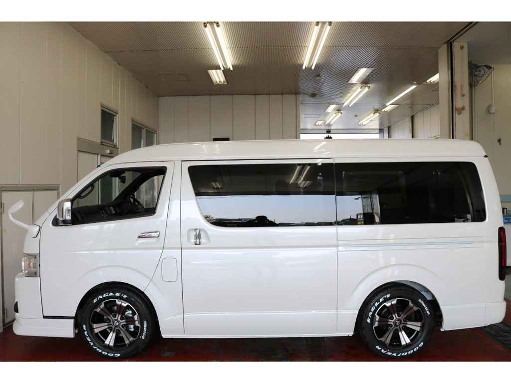 新車ハイエースＶダークプライムⅡワイドスーパーＧＬ２８００ディーゼルターボカスタム車両完成致しました！！フレックスオリジナルパーツ多数装備済み！！
