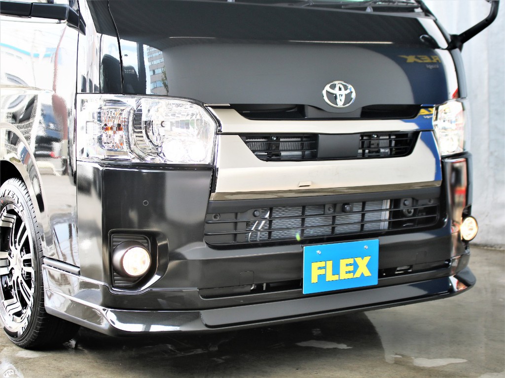 FLEXオリジナルのフロントリップスポイラーを装備しております！