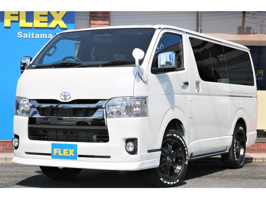 新車ダークプライムⅡディーゼル４ＷＤ！フローリングパッケージが完成致しました☆