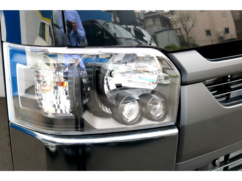 ＬＥＤヘッドライトインナーブラック施工！