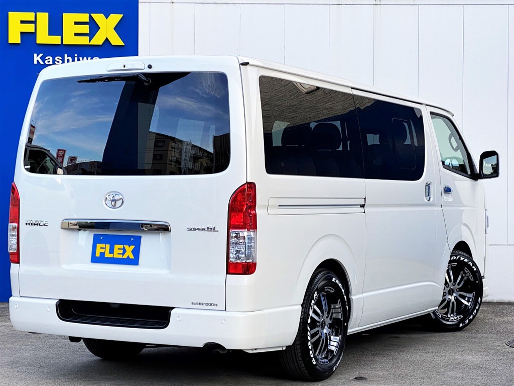 2 どぅ様ハイエースFLEX DELF02 17インチグッドイヤー