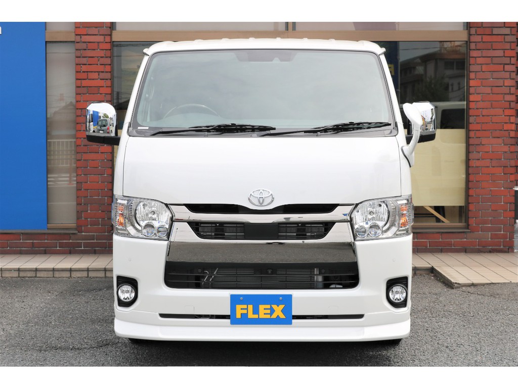 フェンダーミラーはもちろん同色施工済みです！